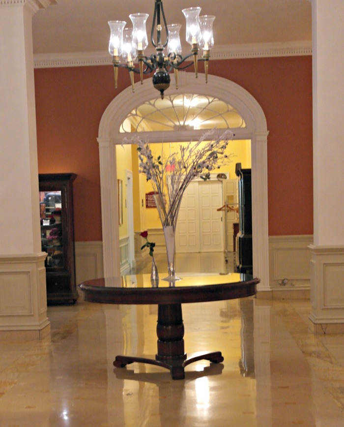 Gideon Putnam Foyer 
