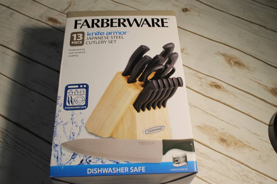 Farberware Knife Armor Dishwasher Safe 13-Piece Knife Block Set, Black